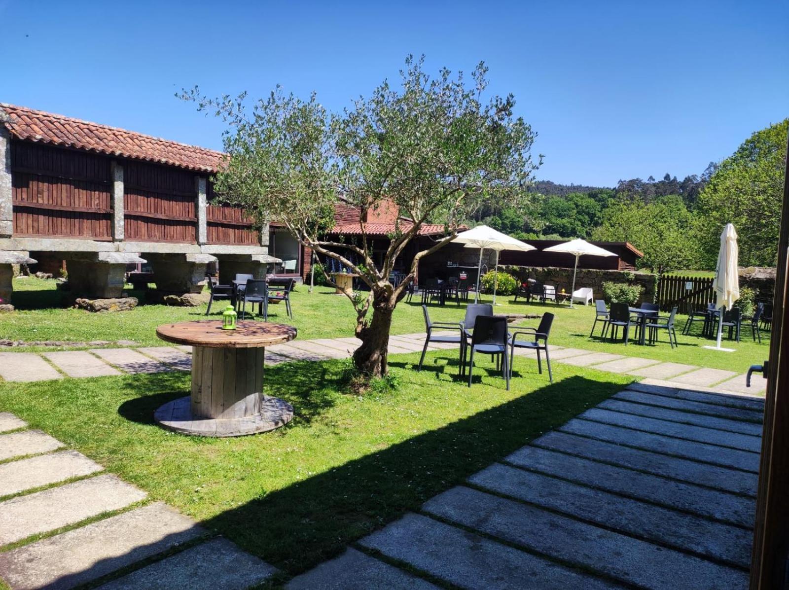 A Ribeira Do Tambre Guest House Troitosende ภายนอก รูปภาพ
