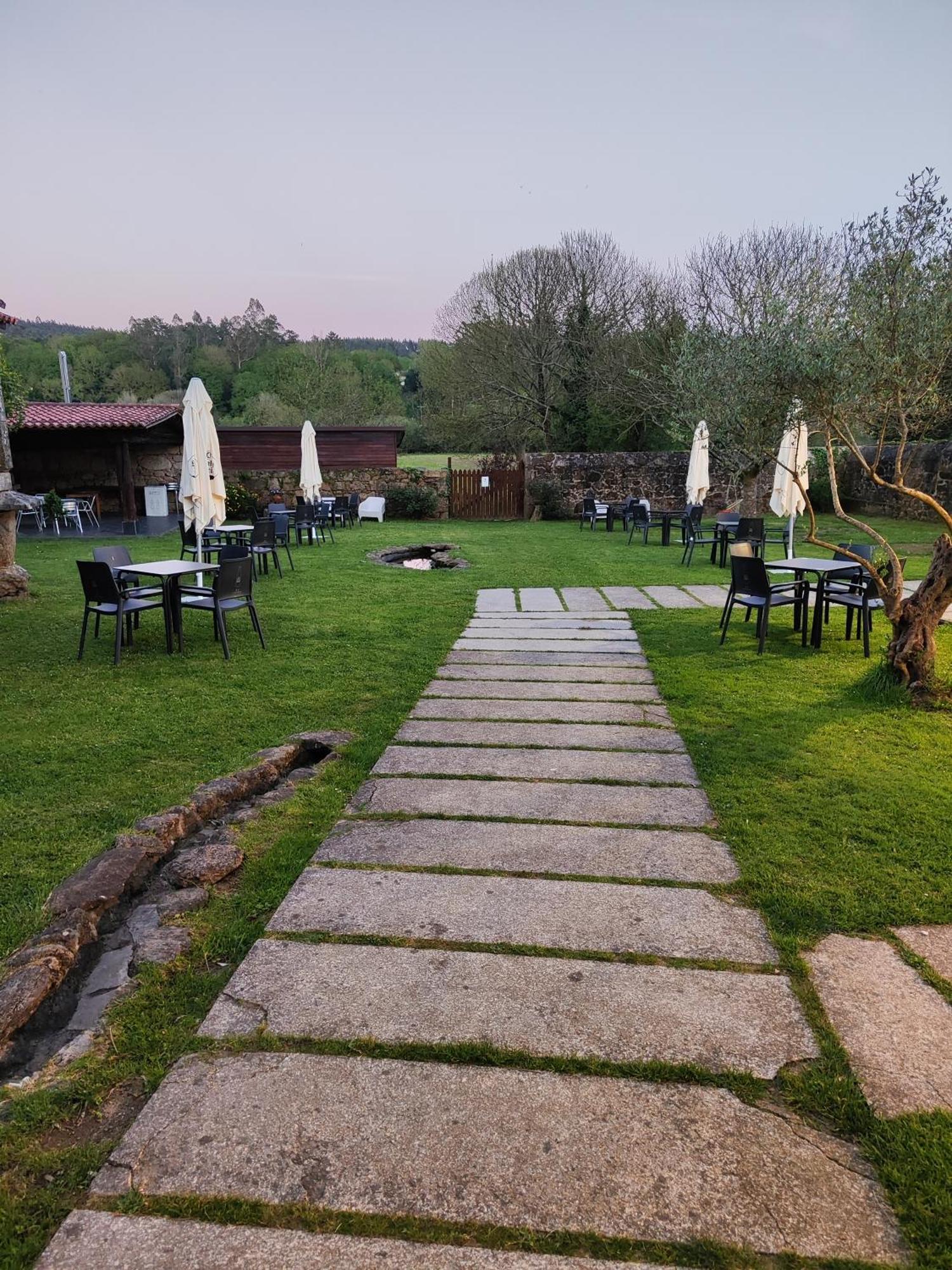 A Ribeira Do Tambre Guest House Troitosende ภายนอก รูปภาพ